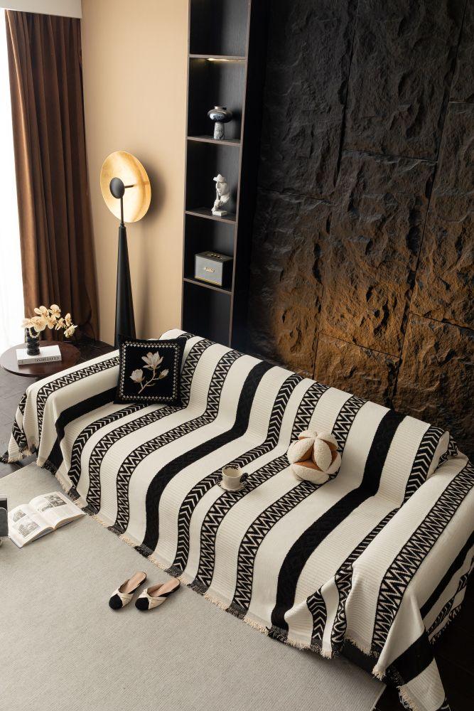 Sofa Throw - Klint - Jet Black - The Sofa Cover Crafter 