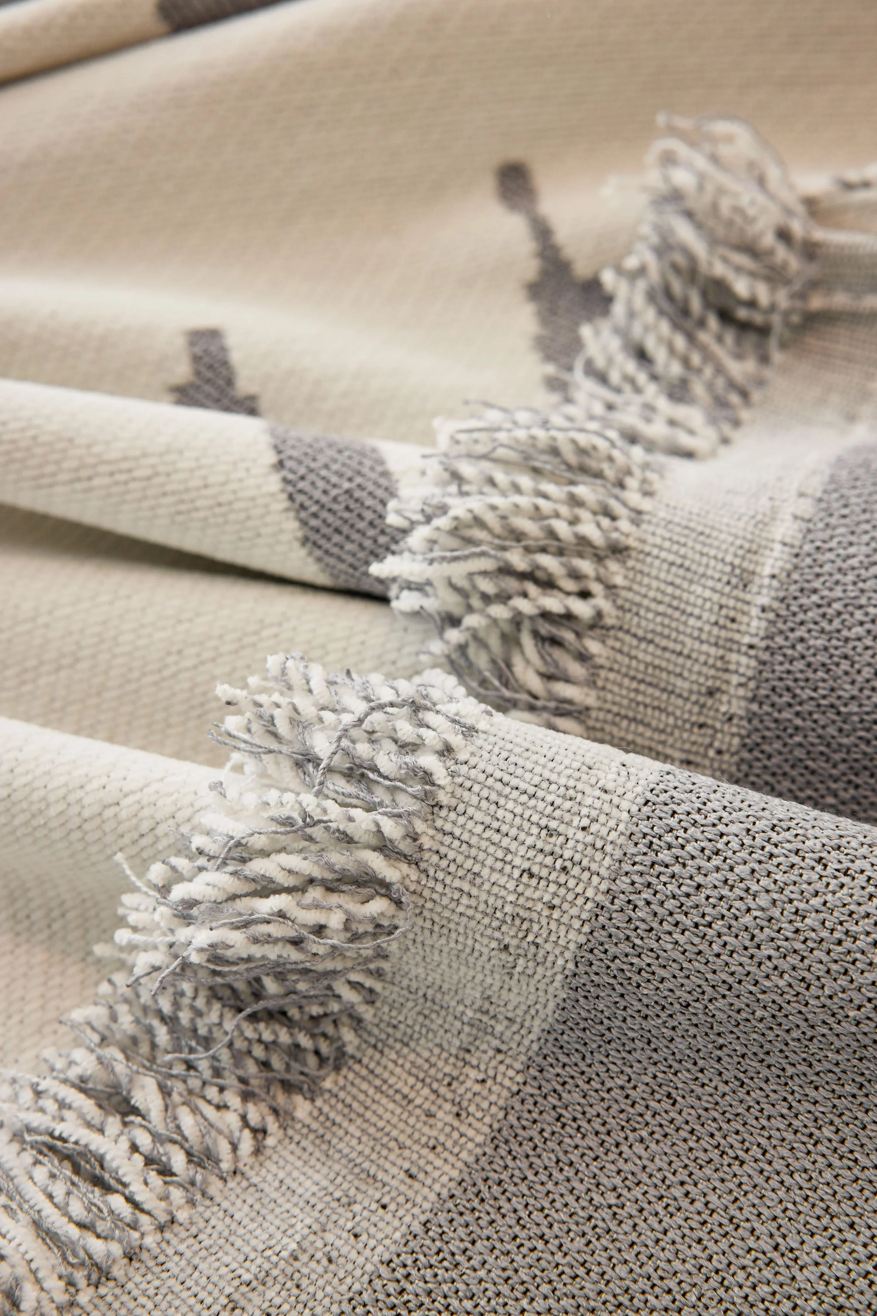 Sofa Throw - Skymoore - Grey - The Sofa Cover Crafter 